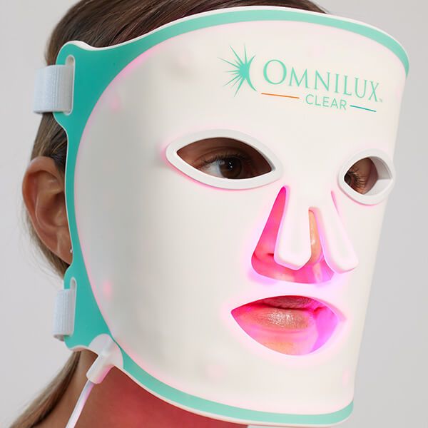 Omnilux CLEAR