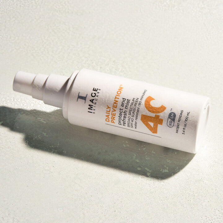 DAILY PREVENTION protect and refresh mist SPF 40